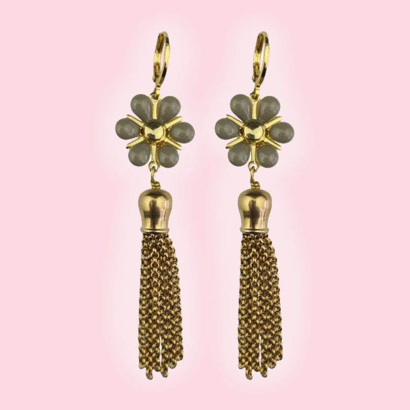 Sassy Flower Tassel Earrings - Urban Hippies