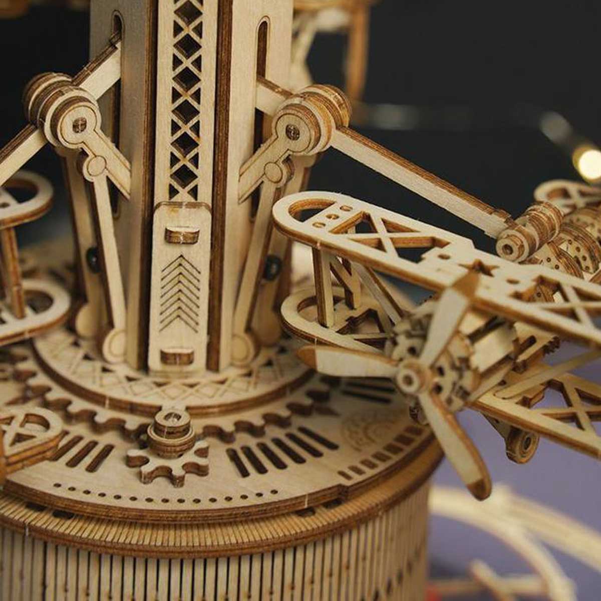 Alternative view of Airplane-Control Tower Mechanical Music Box | Bouwpakket