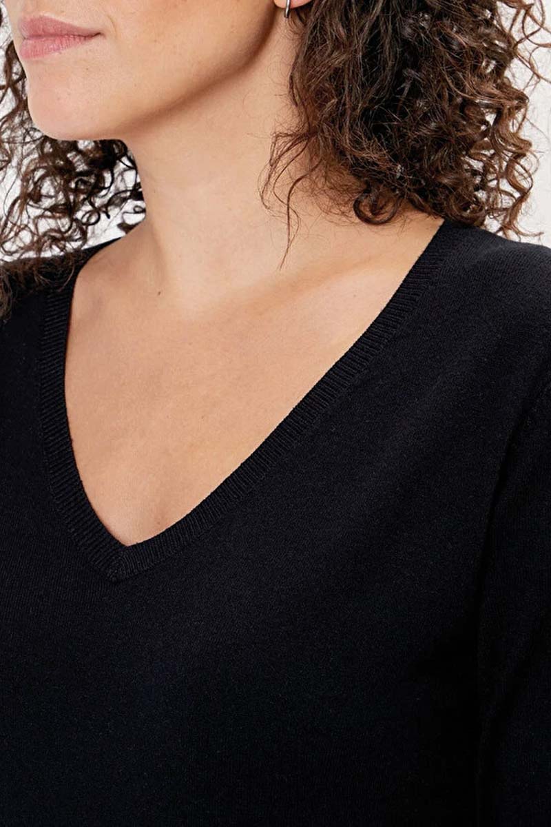 Alternative view of Trui Haya Black - La Fiancee