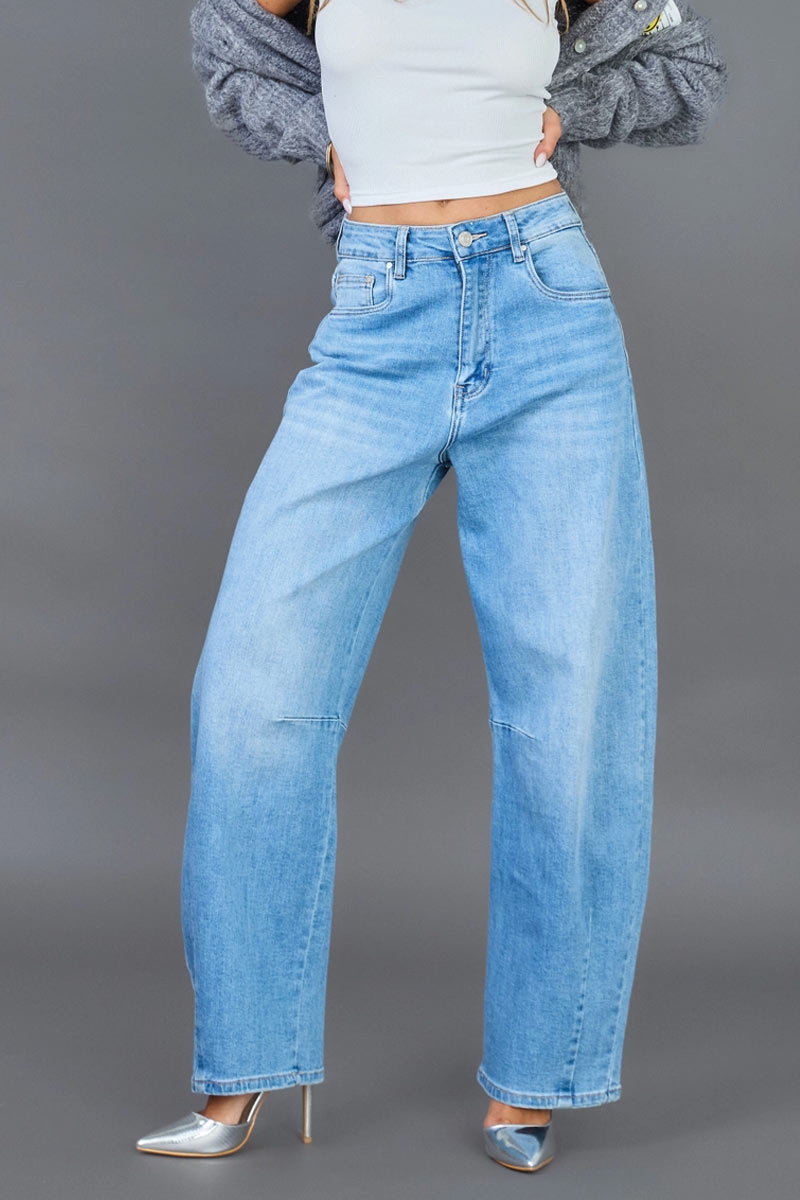 Barrel Jeans Light Blue - Ana & Lucy