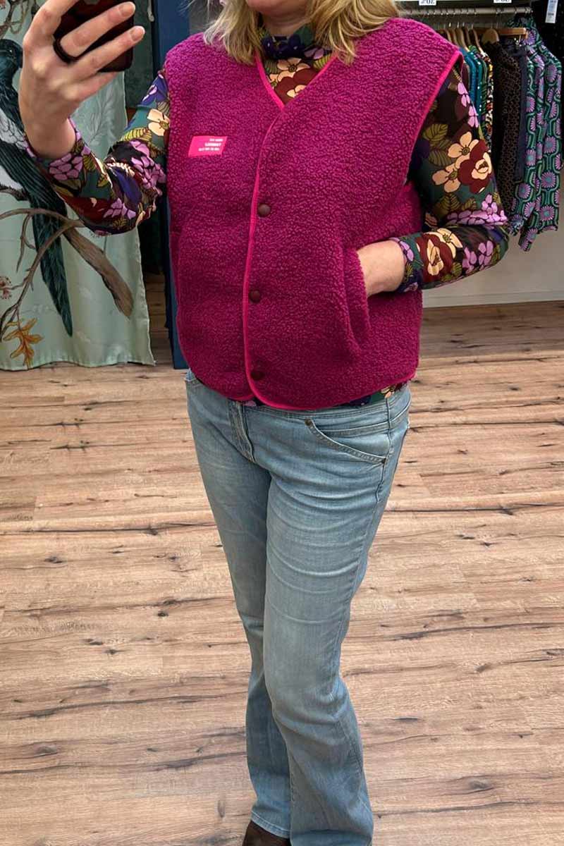 Alternative view of Gilet Framboos