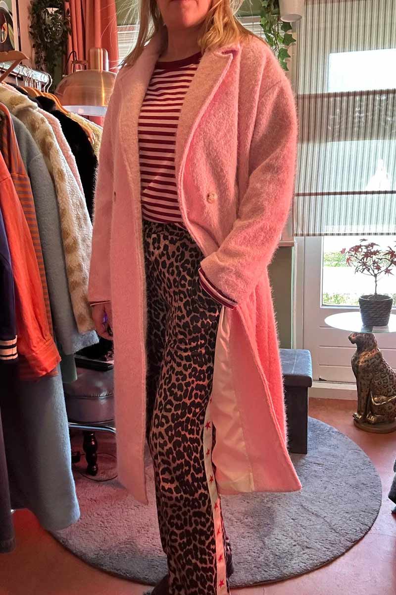 Alternative view of Lange Jas Pink